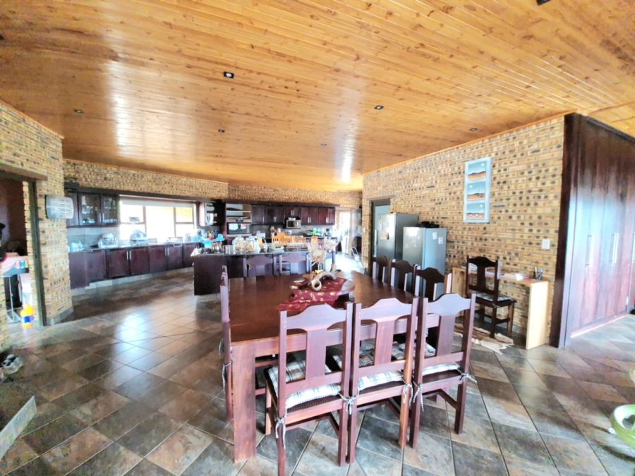 10 Bedroom Property for Sale in Swartruggens North West